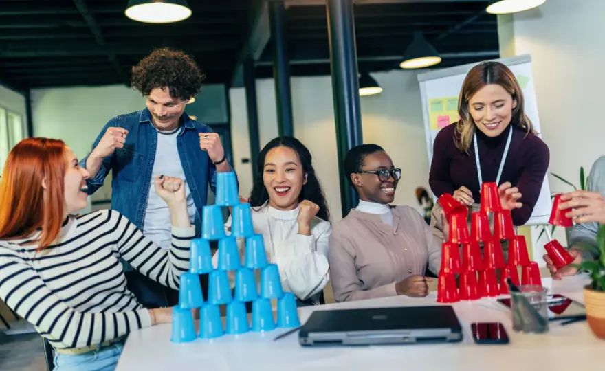 Dinámicas de team building: elige la mejor para tu empresa