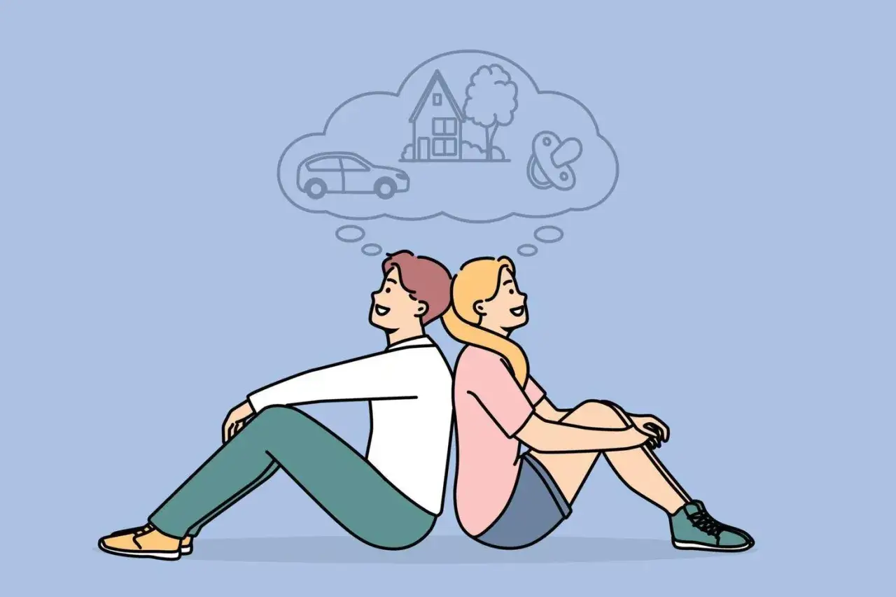 Pareja sentada espalda con espalda, pensando en su futuro juntos: casa, coche y beb&eacute;. Un momento clave para como tomar una decisi&oacute;n sentimental.